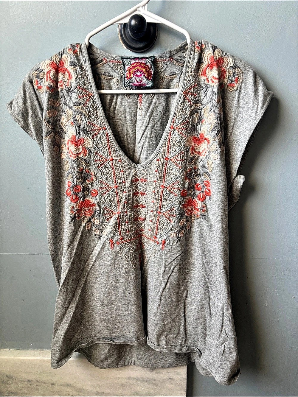 Johnny Was Embroidered Floral Tunic in Gray & Red Like New